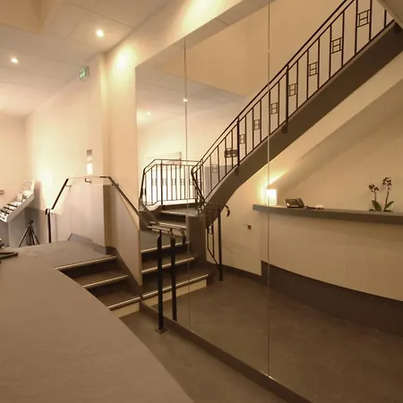 Hotel La Pergola D'arcachon 2*